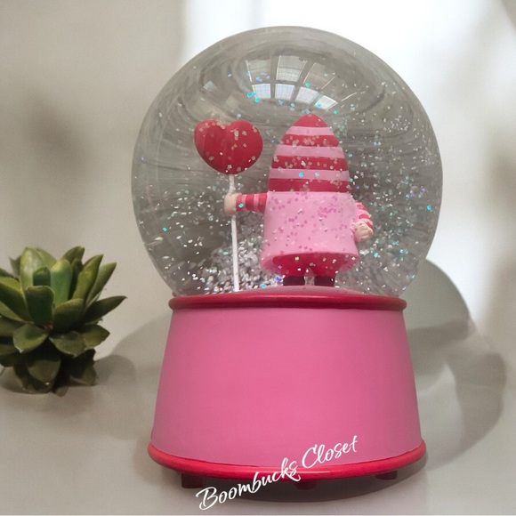 Music Box Heart Gnome Valentine Snow Globe Tune: Let me call you sweetheart - Picture 4 of 12